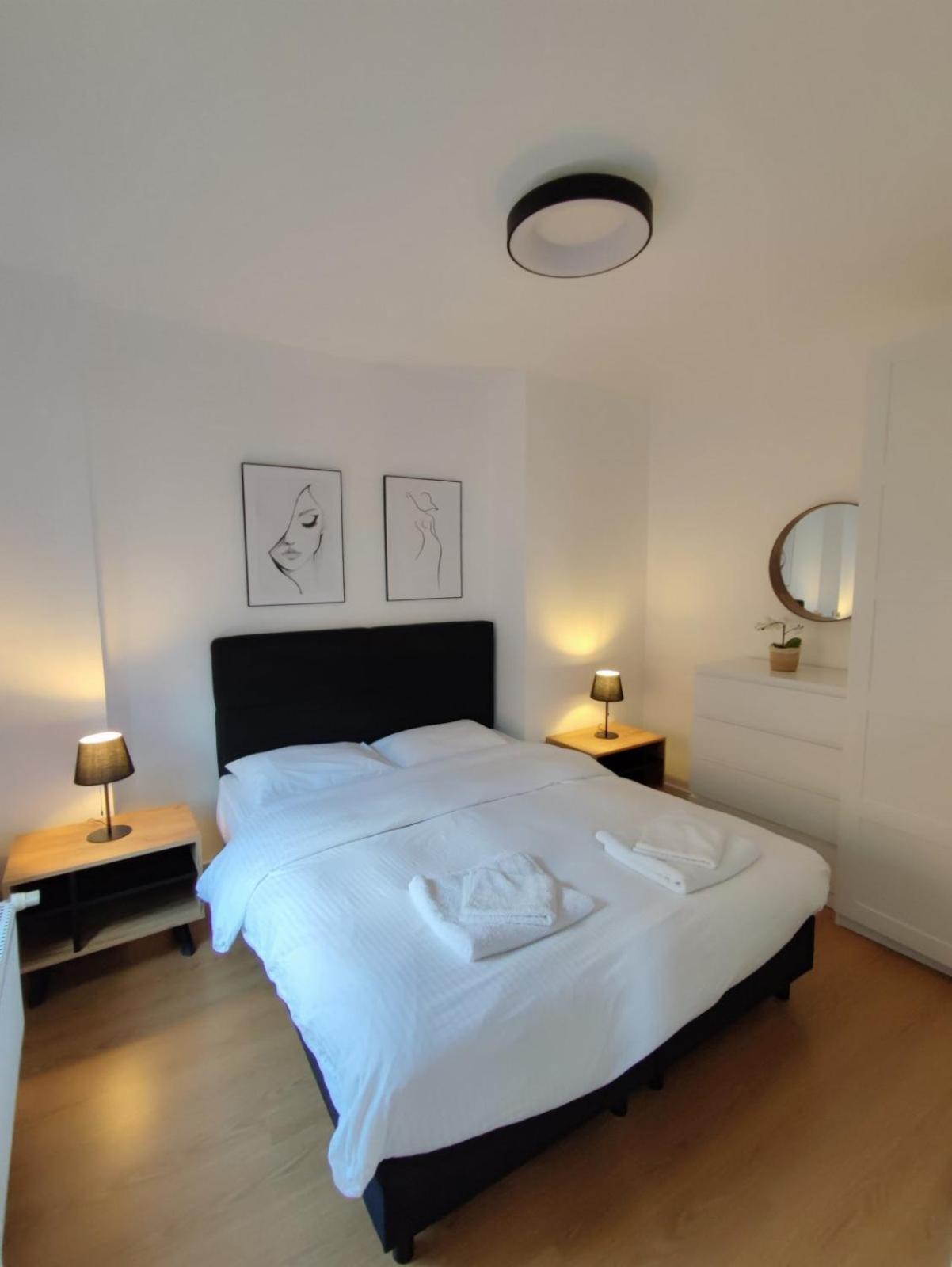 בריסל Quartier Louise Studios מראה חיצוני תמונה